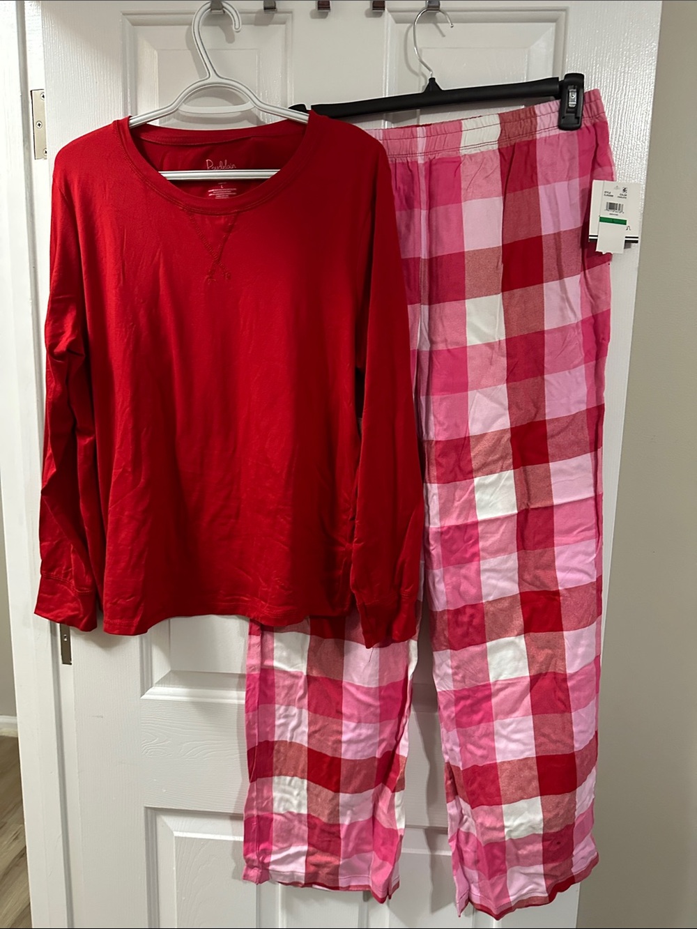 Women’s large Red Plaid Pajama Set - Long Sleeve Top & Pink/Red Check Pants